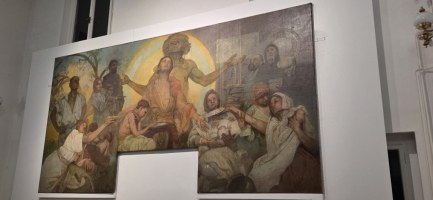 Obraz-Alfonse-Muchy-Buh-Mamon-Alegorie-bohatstvi-po-restaurovani-zpet-v-Oblastnim-muzeu-a-galerii-v-Moste