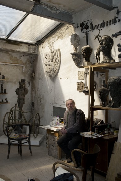 Zakotvený neklid v sochařském díle Stanislava Hanzíka